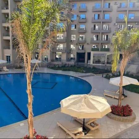 Holiday Studio With Seaview, Amazing For Couples, Sunny & Seaview & Free Wi-Fi