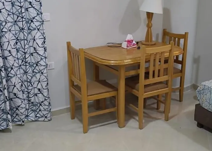 Apartman With Seaview, Amazing For Couples, Sunny & Seaview & Free Wi-fi *