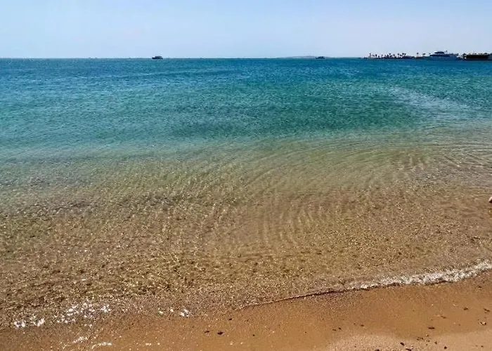 Apartman With Seaview, Amazing For Couples, Sunny & Seaview & Free Wi-fi