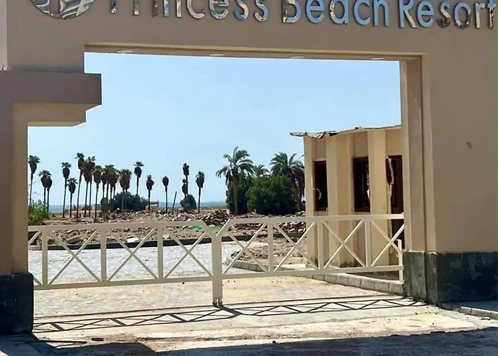 With Seaview, Amazing For Couples, Sunny & Seaview & Free Wi-fi * Gurdaka