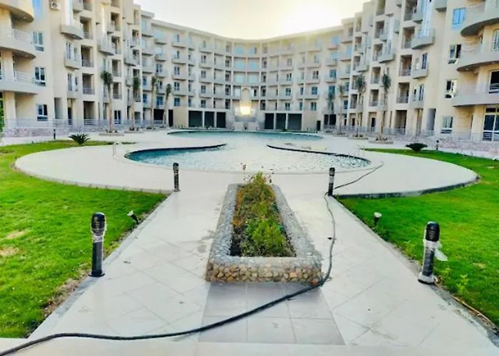 With Seaview, Amazing For Couples, Sunny & Seaview & Free Wi-fi Apartman Gurdaka