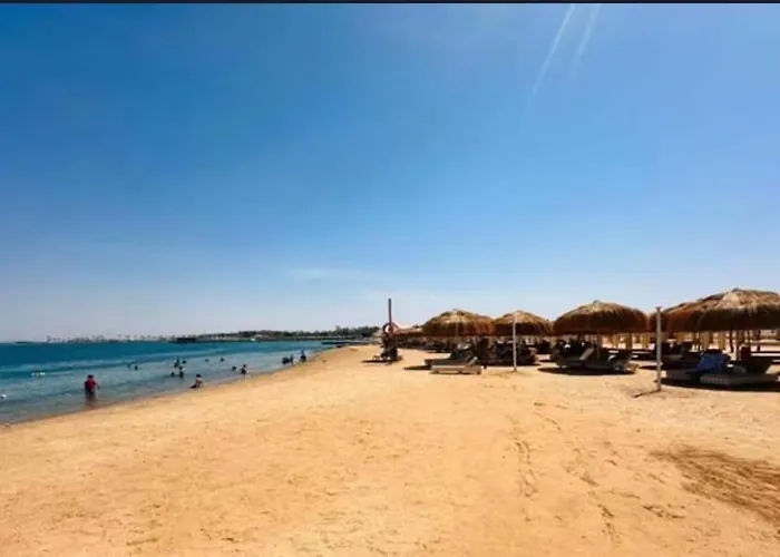 With Seaview, Amazing For Couples, Sunny & Seaview & Free Wi-fi *